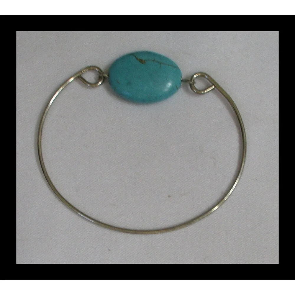 Silver Tone Faux Turquoise Bangle Bracelet Small 2-3/4 Opening BR-01